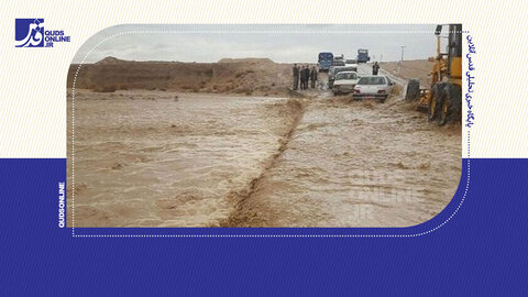 جاری شدن سیل از کوه‌های حاجی‌آباد هرمزگان