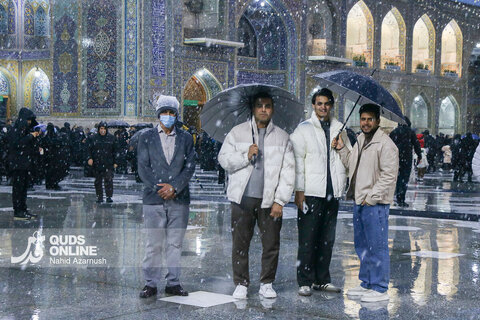 گزارش تصویری | بارش برف پاییزه در حرم مطهر رضوی