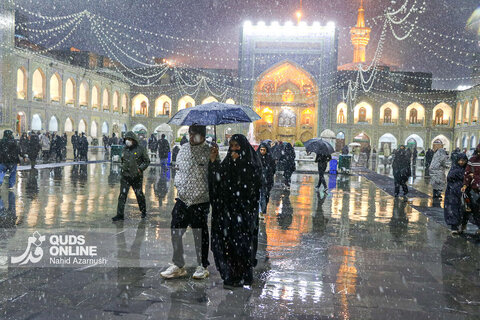 گزارش تصویری | بارش برف پاییزه در حرم مطهر رضوی