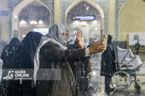 گزارش تصویری | بارش برف پاییزه در حرم مطهر رضوی