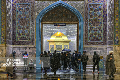 گزارش تصویری | بارش برف پاییزه در حرم مطهر رضوی