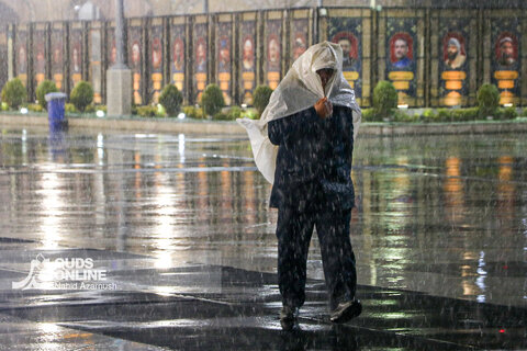 گزارش تصویری | بارش برف پاییزه در حرم مطهر رضوی