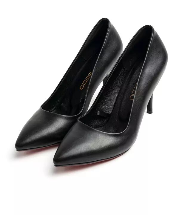 تهدید سلامت زنان با کفش پاشنه‌بلند