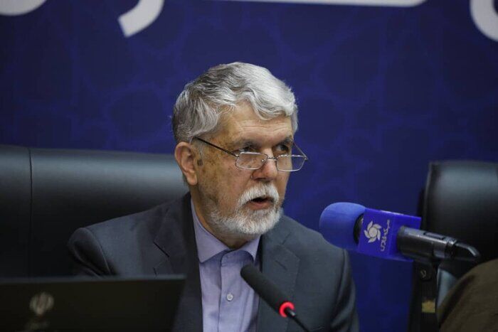 وزیر فرهنگ: امام خمینی یک عالم وحدت گرا بود/ مردم باوری وجه تمایز بنیانگذار انقلاب اسلامی