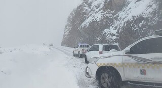 نجات ۳۴ خودرو گرفتار در برف و یخبندان/ طرح زمستانه در گلستان آغاز شد