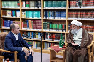 تأمین معیشت مردم؛ اولویت حکومت اسلامی از نگاه آیت‌الله کریمی جهرمی