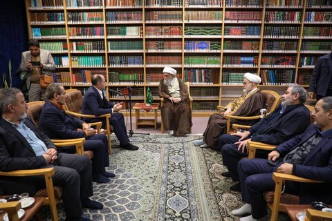 تأمین معیشت مردم؛ اولویت حکومت اسلامی از نگاه آیت‌الله کریمی جهرمی