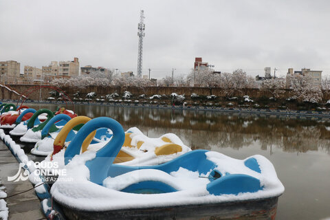 حال و هوای زمستانی و برفی مشهد