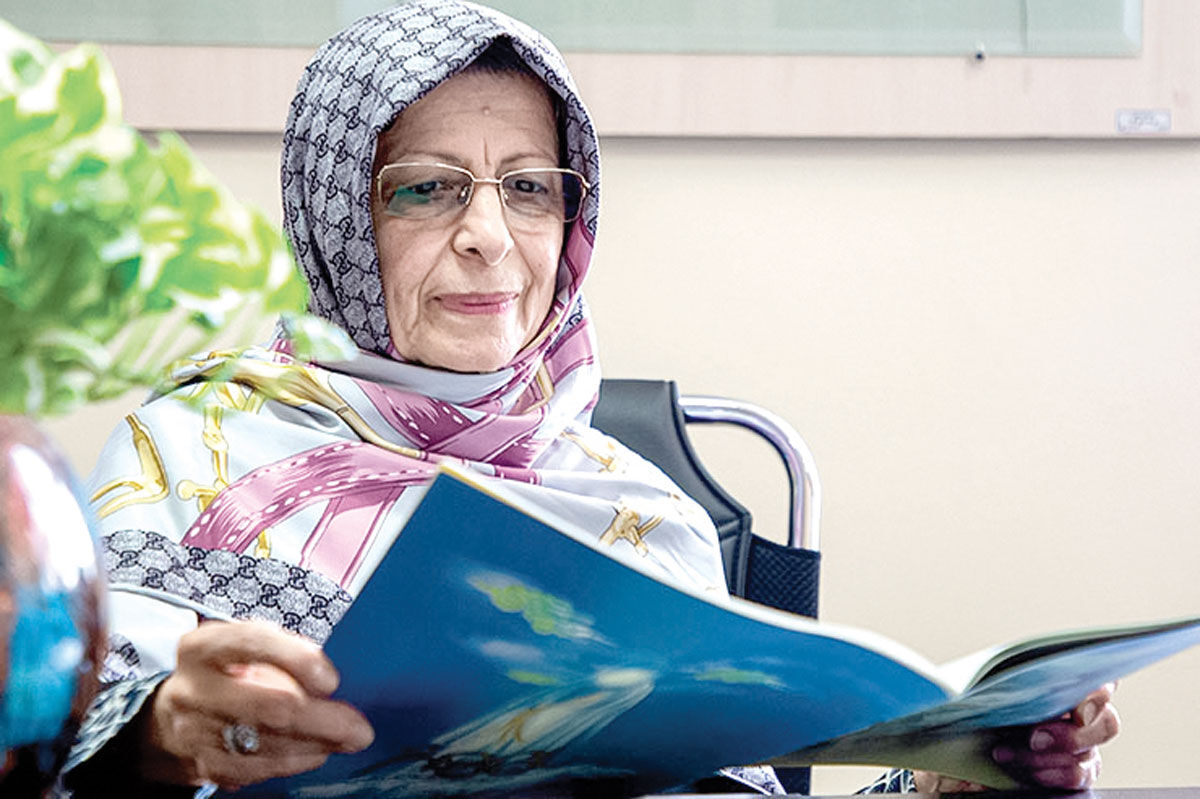 خبرنگاری با ۱۹ دختر!