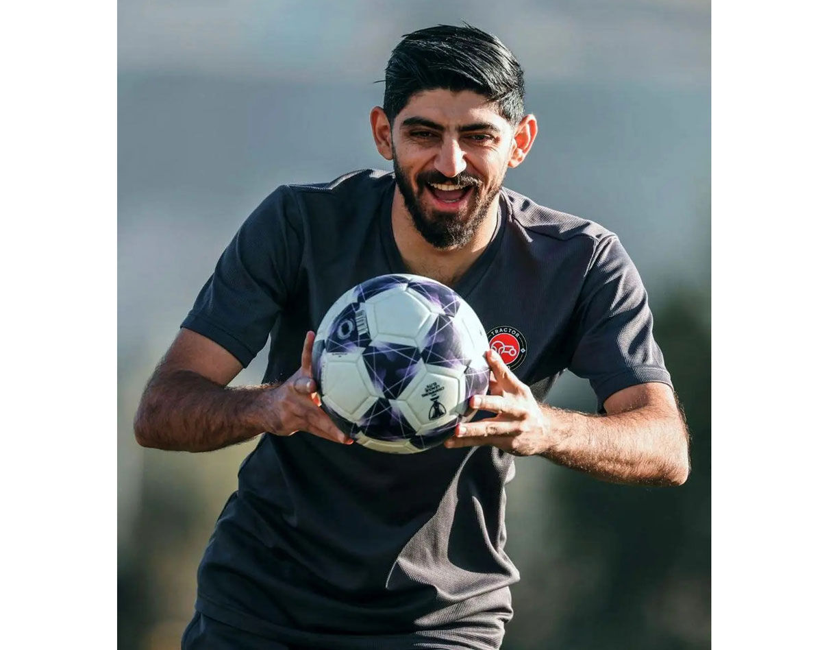 با چشمان باز به مصاف قرمزها می‌رویم