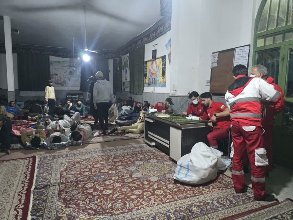 اسکان ۲۴۰ نفر از مسافرین در بردسکن