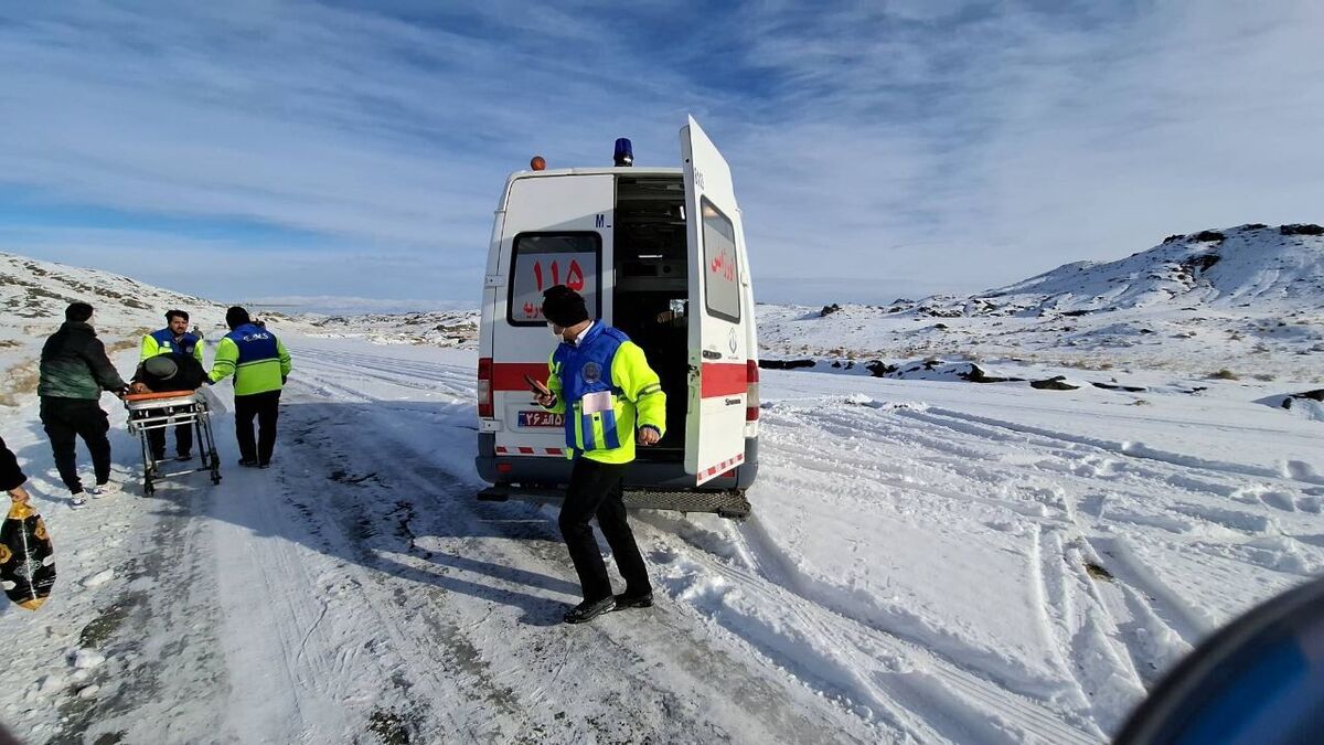 ثبت بیش از ۲ هزار ماموریت اورژانس ۱۱۵ مشهد در روزهای برفی