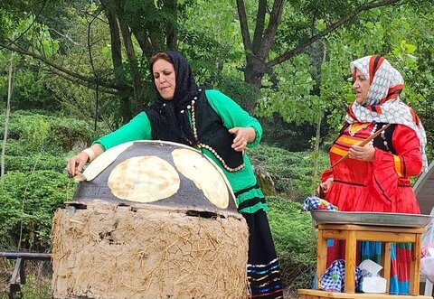 چلهشو گیلانیان؛ فال هندوانه تا پیشبینی برکت جوی با رنگ گاو