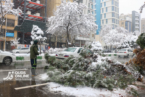 بارش برف کم سابقه در مشهد