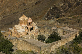 گزارش تصویری | نگاهی بر کلیسای سنت استپانوس