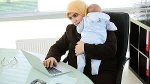 عضو فراکسیون زنان: حق عائله‌مندی زنان به رسمیت شناختن نقش برابرشان در نظام پرداخت است