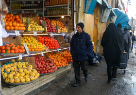 گزارش تصویری | بازار میوه و آجیل شب یلدا