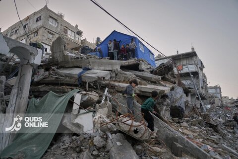 تلاش برای زندگی در ویرانه‌های غزه