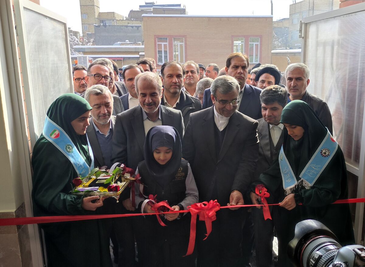 افتتاح هنرستان دخترانه ۱۲ کلاسه والفجر در مشهد