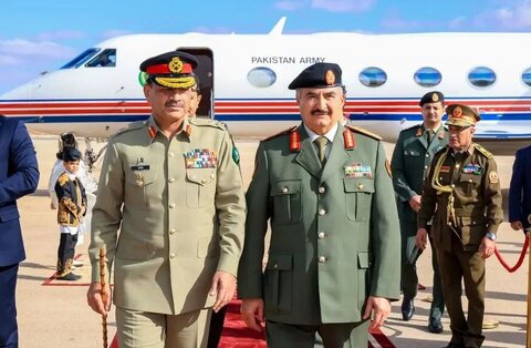 پاس گل اسلام‌آباد و آنکارا به حفتر