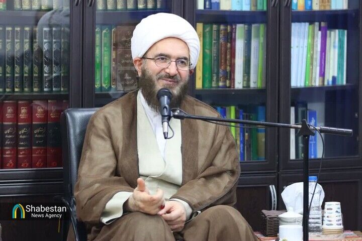 ائمه جماعات باید مهارت‌های مدیریتی و فعالیت اجتماعی فرهنگی در مساجد را بیاموزند