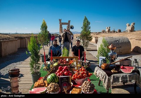 جشن چله در تخت جمشید