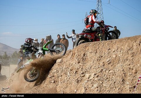 مسابقات موتور سواری هارد اندرو در کرمانشاه