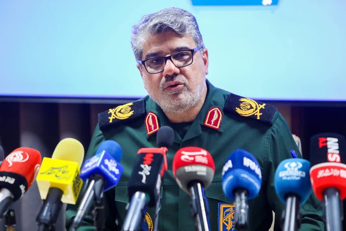 فرمانده سپاه حفاظت هواپیمایی خبر داد؛ گروگانگیری در پرواز مشهد خنثی شد/ مقابله با تهدید بمب‌گذاری