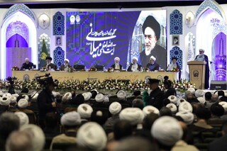 تجلیل از آیت‌الله میلانی(ره) احیای یک الگوی اصیل از عالم ربانی است / احیای امر اهل‌بیت (ع) از اهداف اساسی آستان قدس رضوی است