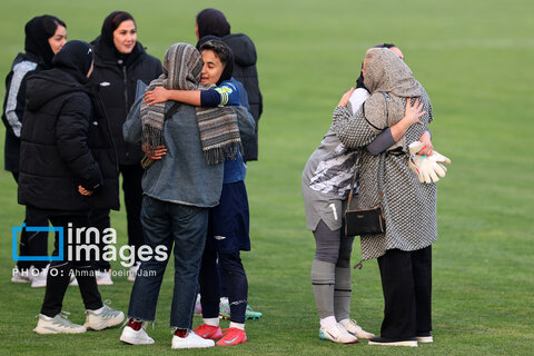 عکس روز | شادی بازیکنان تیم فوتبال زنان گل‌گهر پس از پیروزی مقابل پرسپولیس