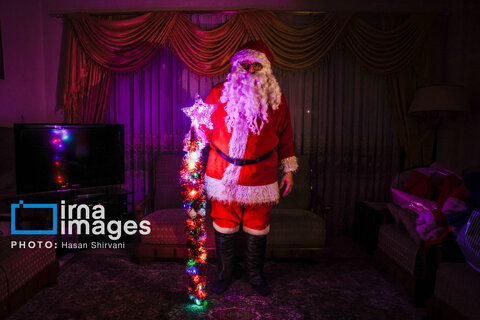 بابانوئل میهمان شبانه میرزا