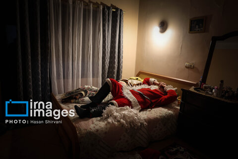 بابانوئل میهمان شبانه میرزا