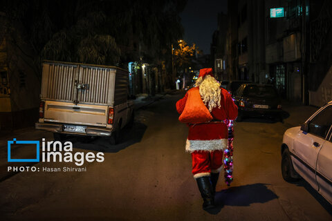 بابانوئل میهمان شبانه میرزا