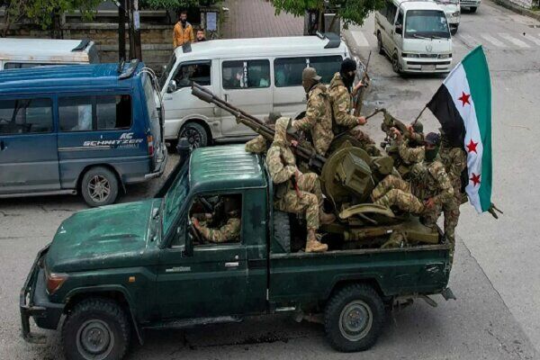 تظاهرات سوری‌ها در طرطوس و لاذقیه سوریه؛ استقرار ماشین جنگی جولانی