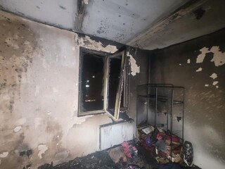 مهار آتش‌سوزی یک واحد مسکونی در امیریه