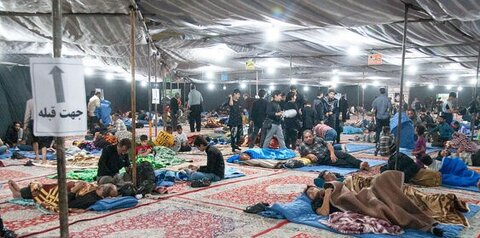 اسکان اضطراری در راه‌ماندگان برف و کولاک در حسینه اعظم زنجان