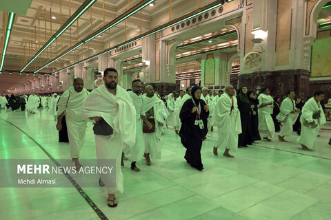 تصاویری زیبا از کاروان عمره دانشگاهیان