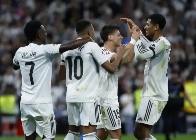 با هفت میلیارد یورو: رئال باارزش‌ترین تیم دنیا شد!