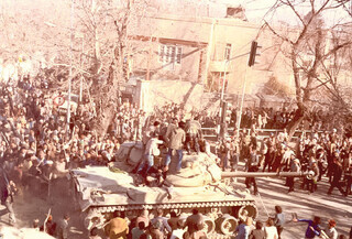 دی‌ماه ۵۷ مشهد به‌روایت اسناد آستان قدس رضوی