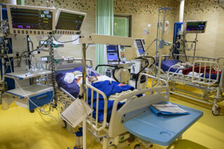 پرداخت ۵ همت از مطالبات مراکز طرف قرارداد با بیمه سلامت