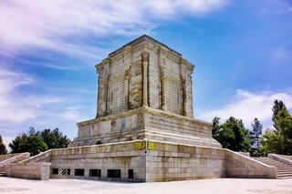 موزه‌ها و مجموعه‌های تاریخی و فرهنگی خراسان رضوی فردا چهارشنبه تعطیل شد