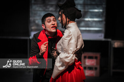 گزارش تصویری | اجرای نمایش کالیگولا - پردیس مستقل مشهد