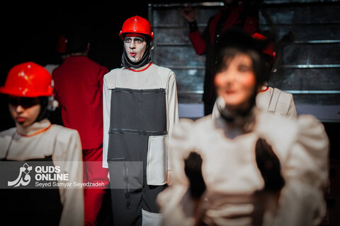 اجرای نمایش کالیگولا - پردیس مستقل مشهد