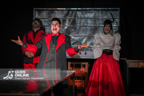 گزارش تصویری | اجرای نمایش کالیگولا - پردیس مستقل مشهد