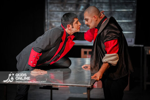 گزارش تصویری | اجرای نمایش کالیگولا - پردیس مستقل مشهد