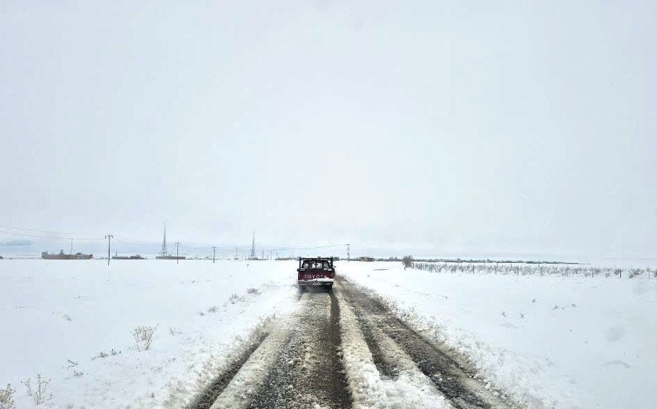 راه ارتباطی ۱۲ روستای شهرستان ششتمد خراسان رضوی مسدود است