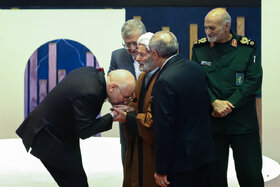 گزارش تصویری |  سومین دوره اهدای نشان مشهدالرضا (ع)