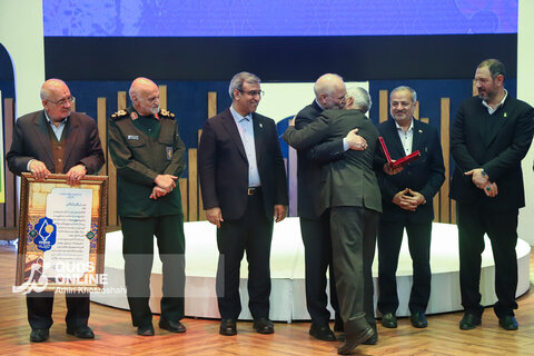 گزارش تصویری |  سومین دوره اهدای نشان مشهدالرضا (ع)