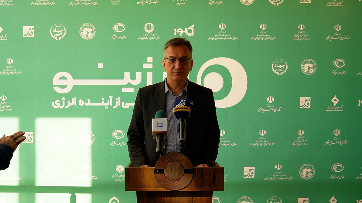 بیش از ۳۰ هزار کشاورز در احداث نیروگاه‌های خورشیدی استان مشارکت کرده‌اند