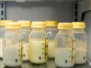 خدمات بانک شیر مشهد به کمک تغذیه ۱۲۳۰ نوزاد نارس آمد